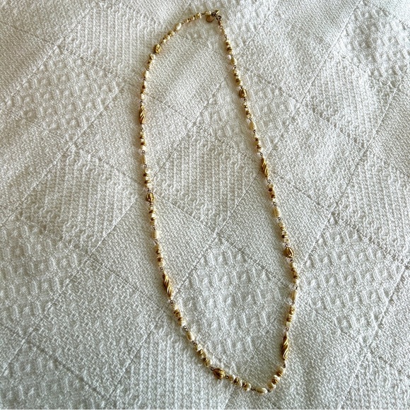Vintage Liz Claiborne Necklace: Faux Pearl and Gold Bead, 38" Length - Picture 11 of 14